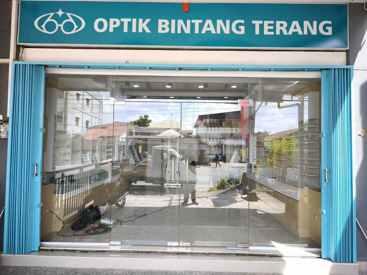 Sekat Kaca Optik Pancasila - Dokumentasi Proyek
